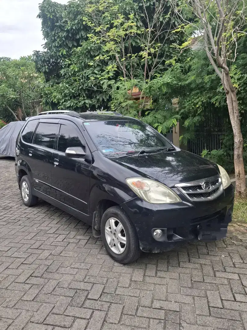 DAIHATSU XENIA Li Deluxe 2011