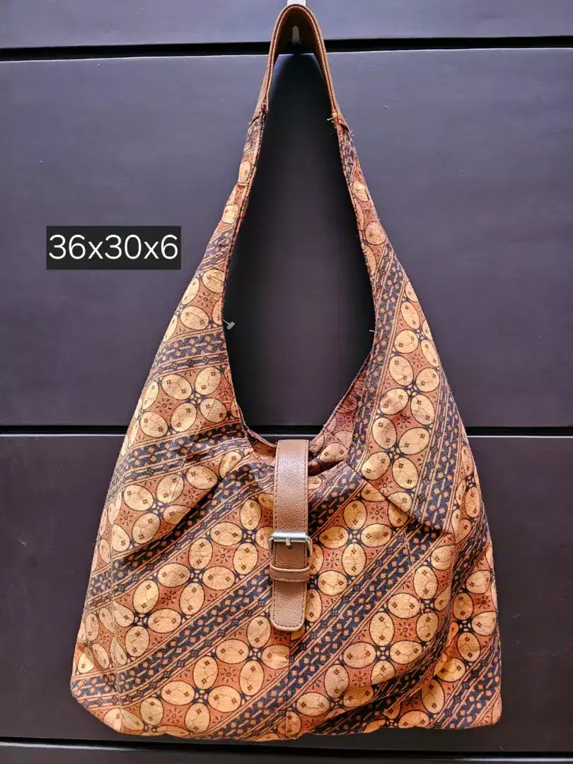 Tas cangklong shoulder bag batik