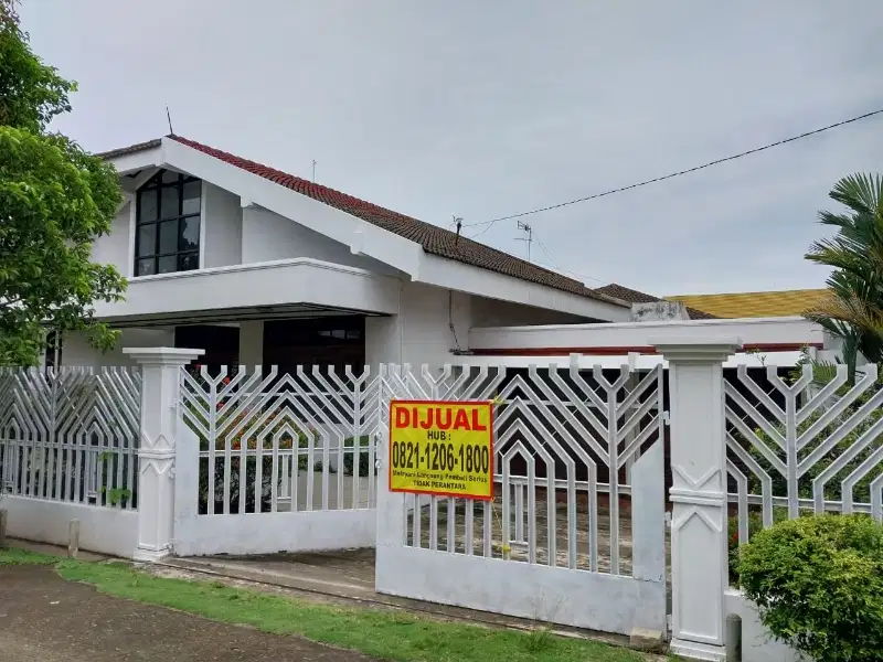 Dijual Rumah Tinggal di Jalan Manunggal/Takeda Palembang Bukit Kecil