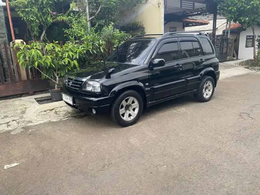 Suzuki Escudo 2.0 matic 2003