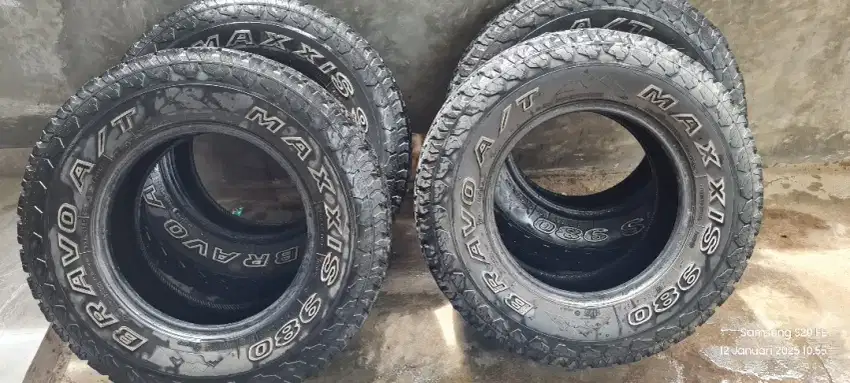 Ban Maxxis 980 AT 255/70 R16