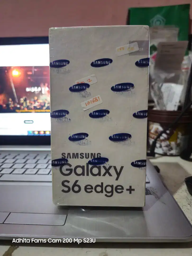 Dusnya Saja Handphone Samsung S6 Edge Plus Box Original Like New