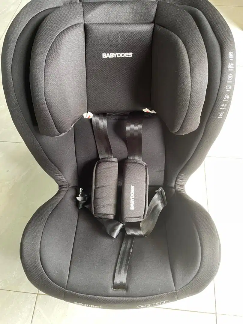 Carseat babydoes secure+ 360• rotatable - black