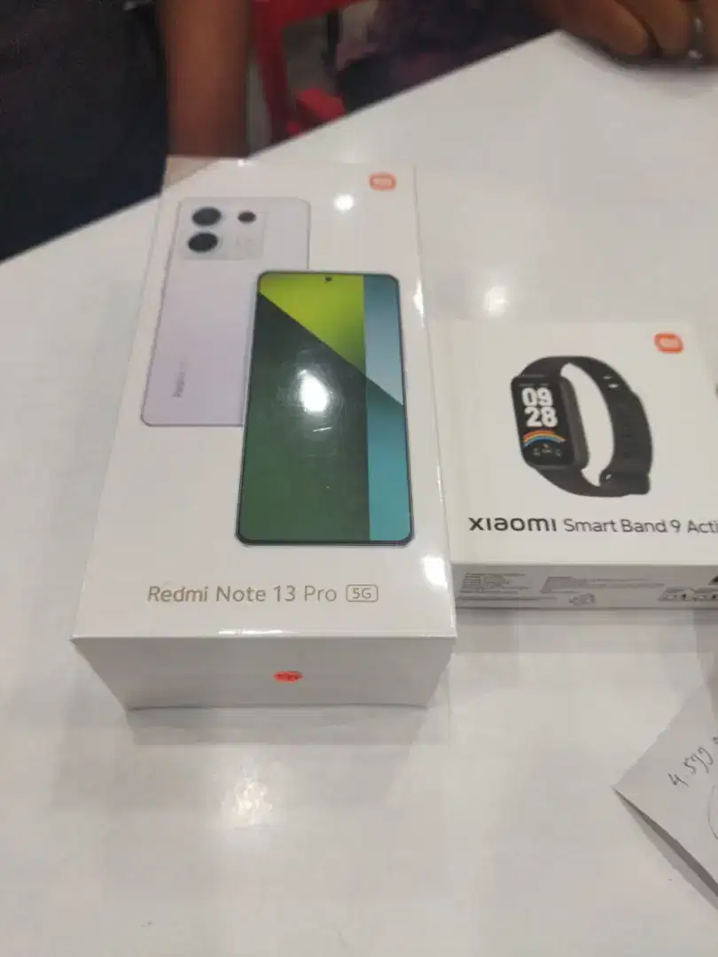 Redmi note 13 Pro 5G Free smartband 9 active