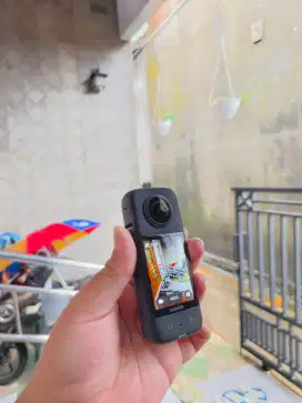 Insta360 One X3