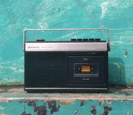 sanyo tape kaset pita antik jadul kuno tua klasik. tanpa radio