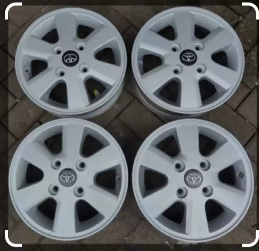 Dicari velg OEM Avanza R14