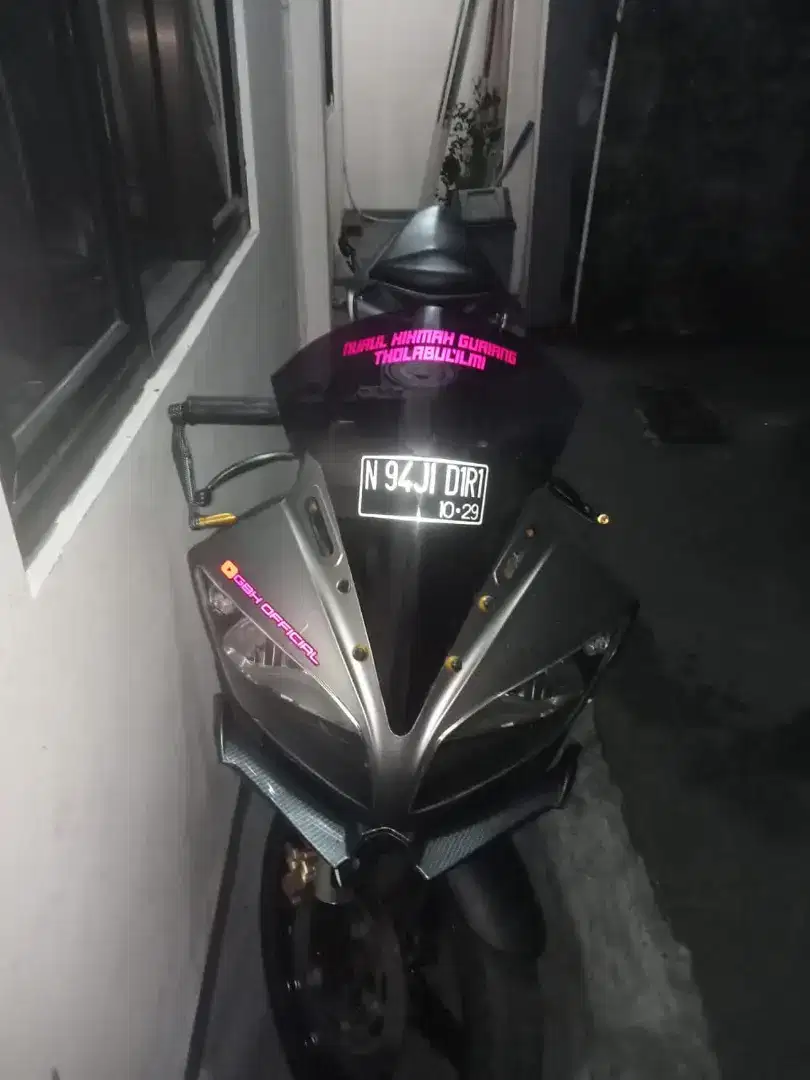 Jual cepat motor Yamaha R15V2