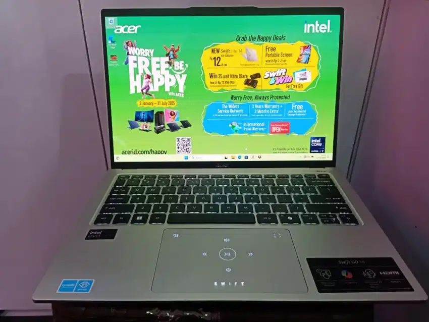 Acer SWIFT GO AI SFG14-73 56A7 Silver