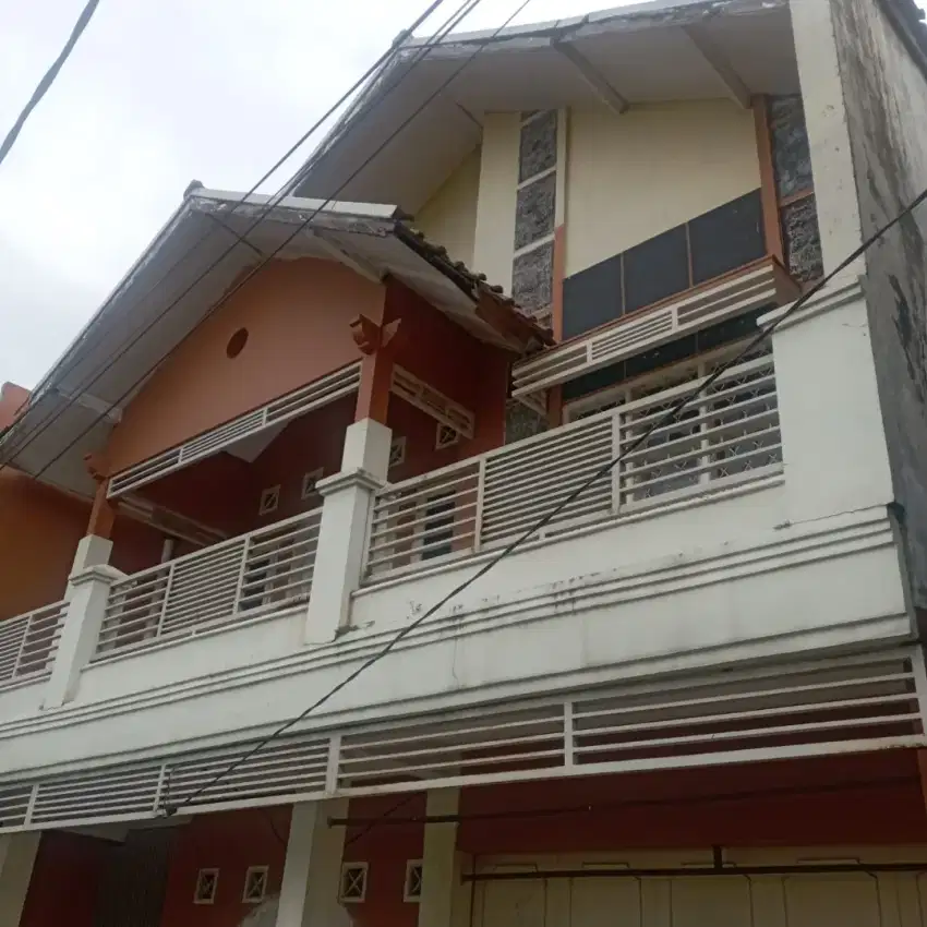 DIJUAL RUMAH 2 LANTAI