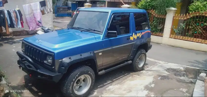 Dijual cepat Daihatsu Feroza '95