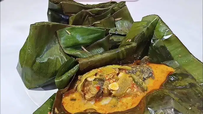 Nasi bungkus,nasi kotak,nasi tumpeng