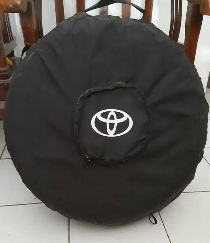 COVER BAN SEREP Original Toyota SIENTA