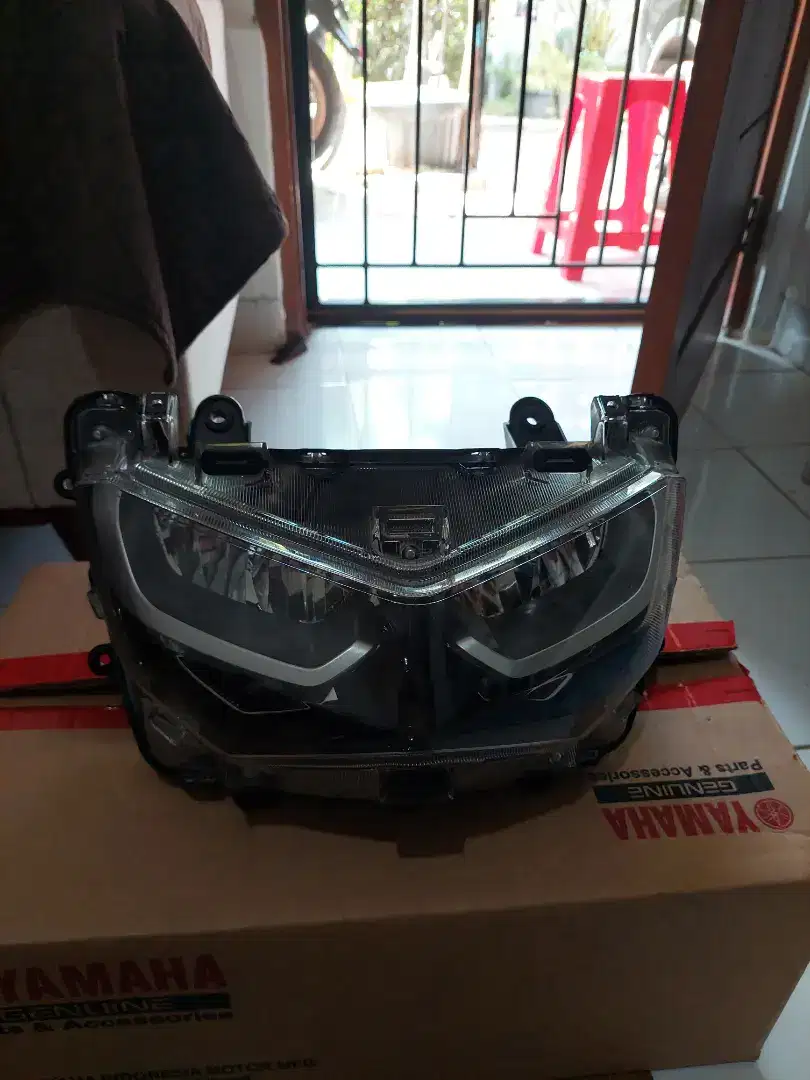 Lampu depan headlight assy Nmax connected ABS