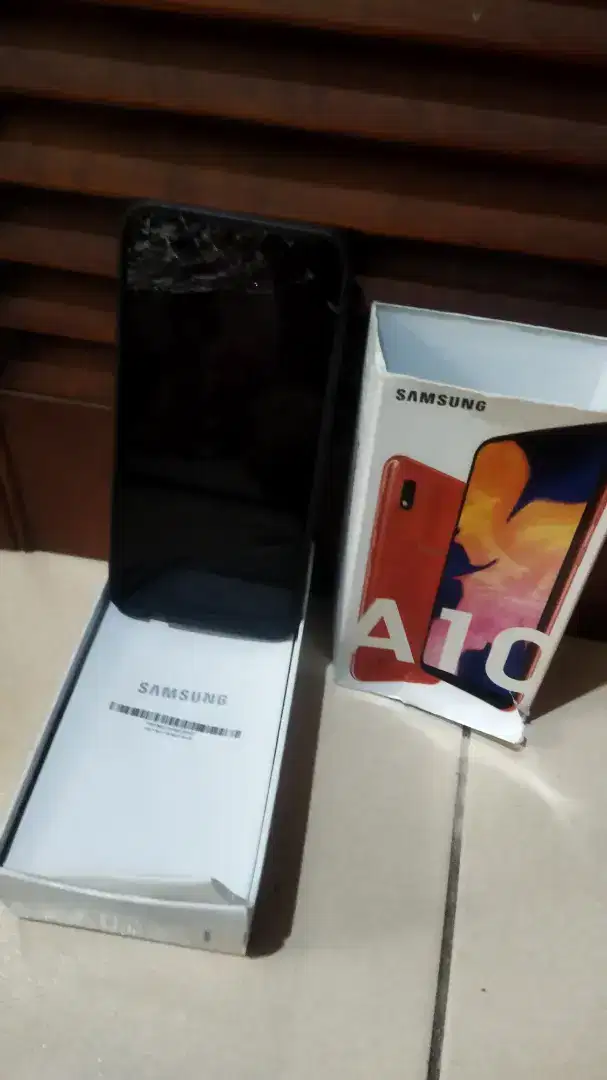 samsung A10 LCD pecah