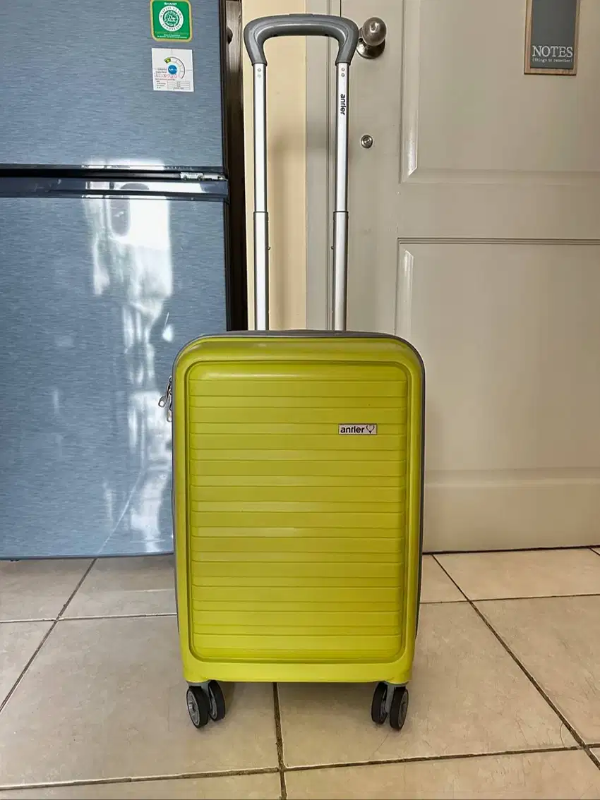 Antler Cabin Luggage Bekas