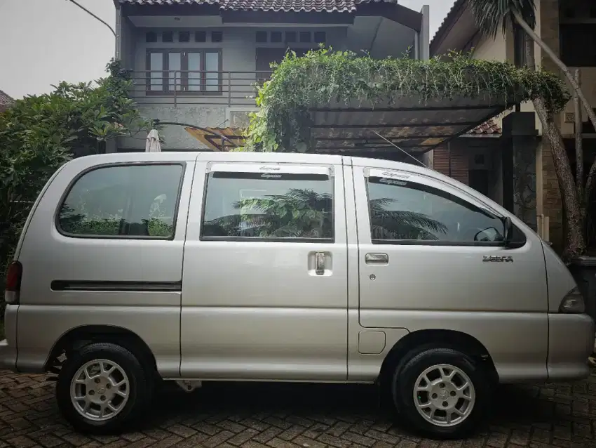 Daihatsu Zebra Espass