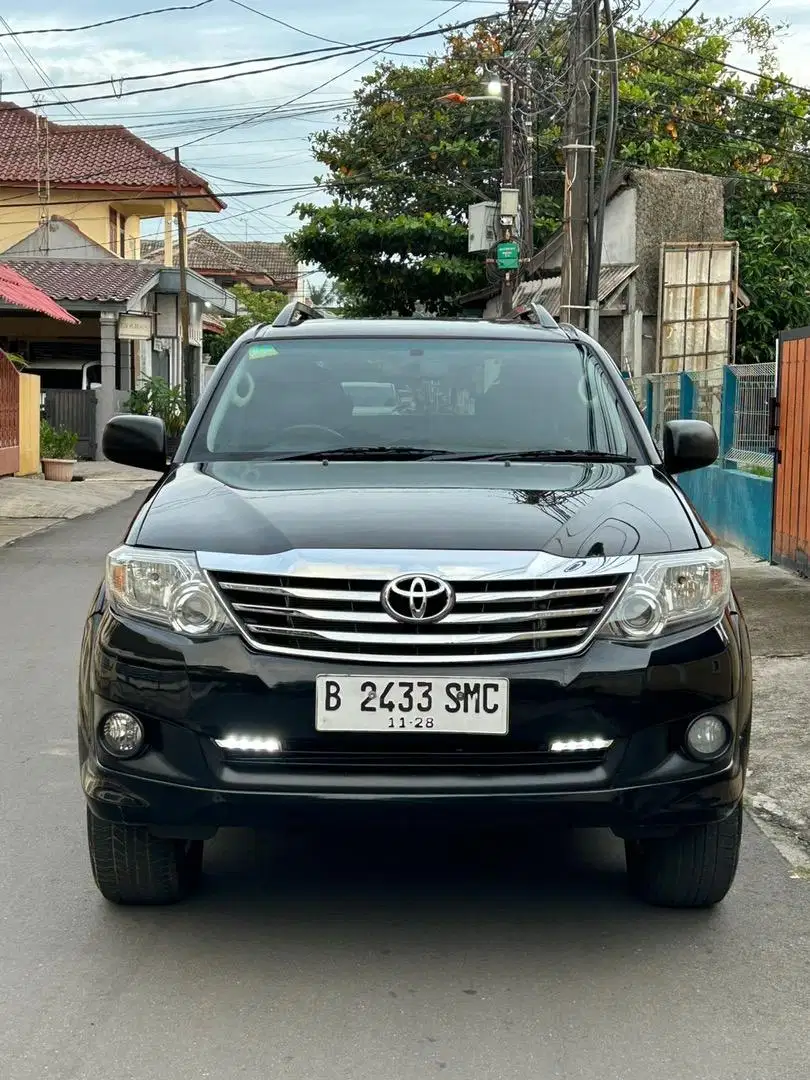 FORTUNER V BENSIN 4x4 2013