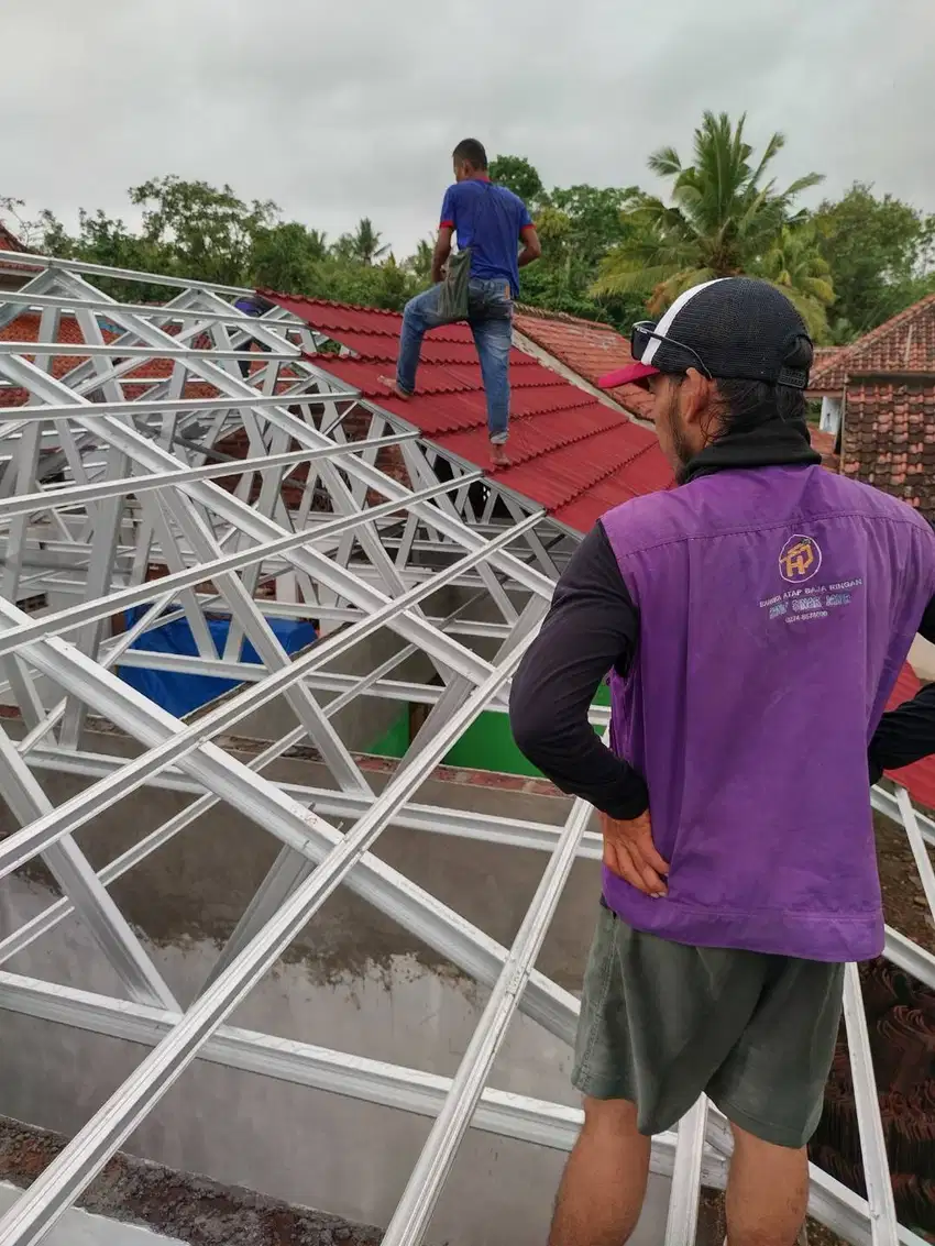 Renovasi Atap Rumah Anda Dengan Baja Ringan Awet Anti Lapuk