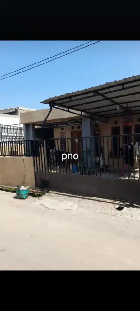 Jual rumah dekat kampus UMS gonilan lt 145m hrg 600jt nego