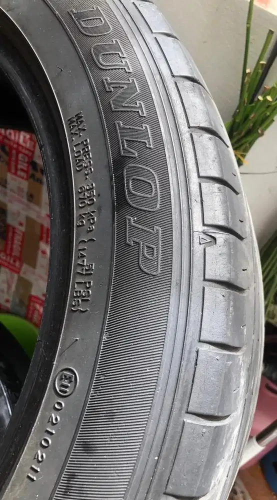Ban luar Dunlop ex honda hrv