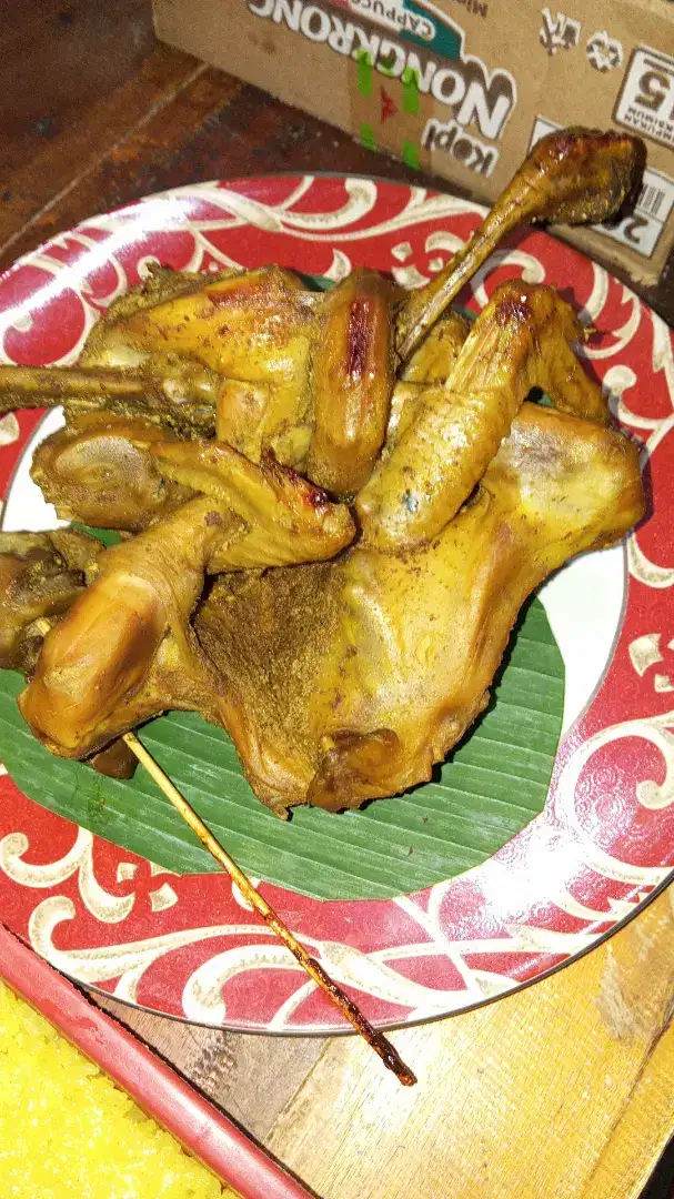 Bekakak dan nasi kuning ketan