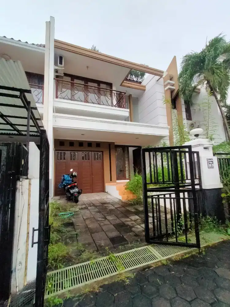 DIJUAL RUMAH CANDI GOLF SIAP PAKAI JANGLI DEKAT TOL JATINGALEH