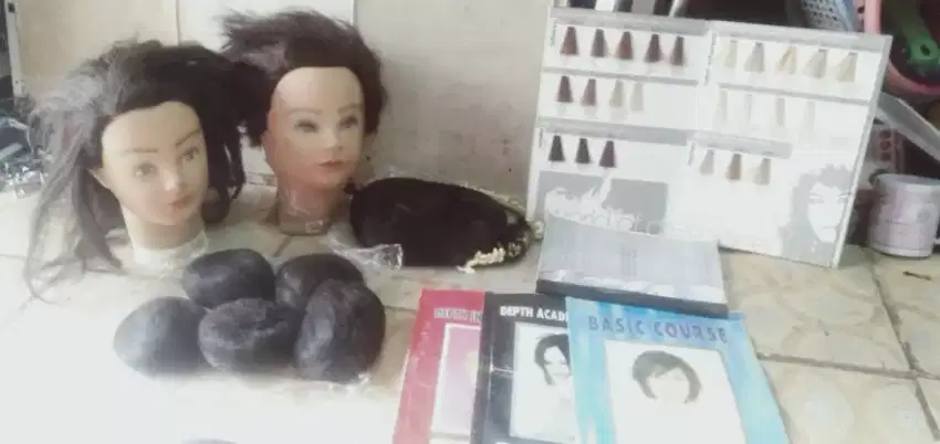 Se paket tata rias khusus rambut cocok utk pemula lkp buku dll murah