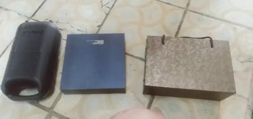 Slhkn plh slh 1 dr kotak serba guna utk alat2 sepeda dll kond ok murah