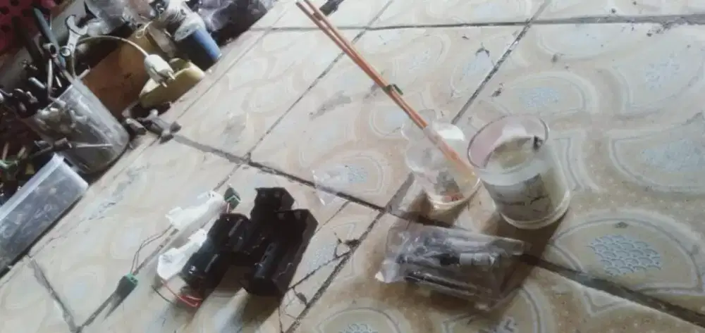 Slhkn plh slh 1 paket dr aroma tetapi lamou lilin atau sblh nya brg br