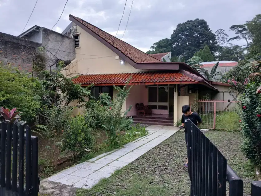 DISEWAKAN RUMAH DI KOMP KEHUTANAN