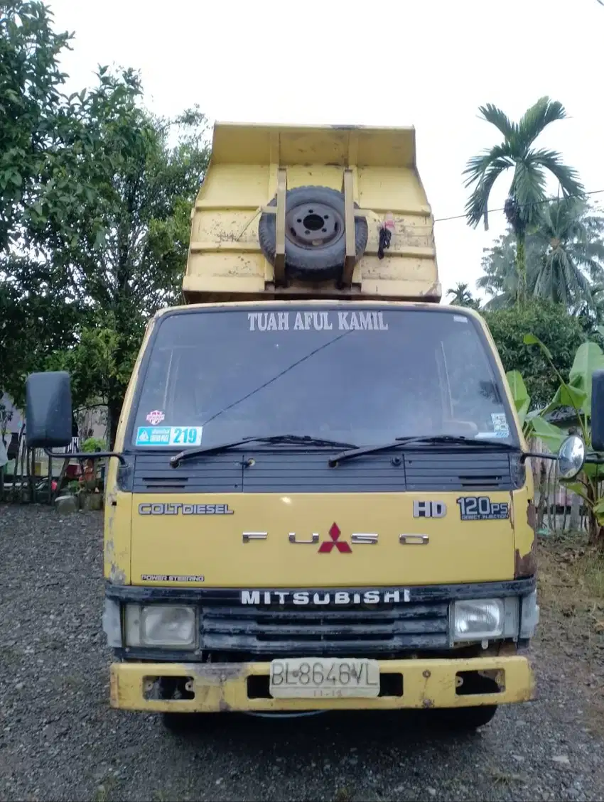 Di jual 1 unit dump truk Mitsubishi