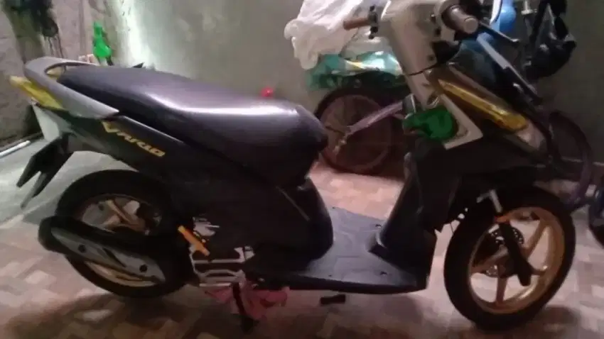 Vario techno 110cc tahun 2011 komplit