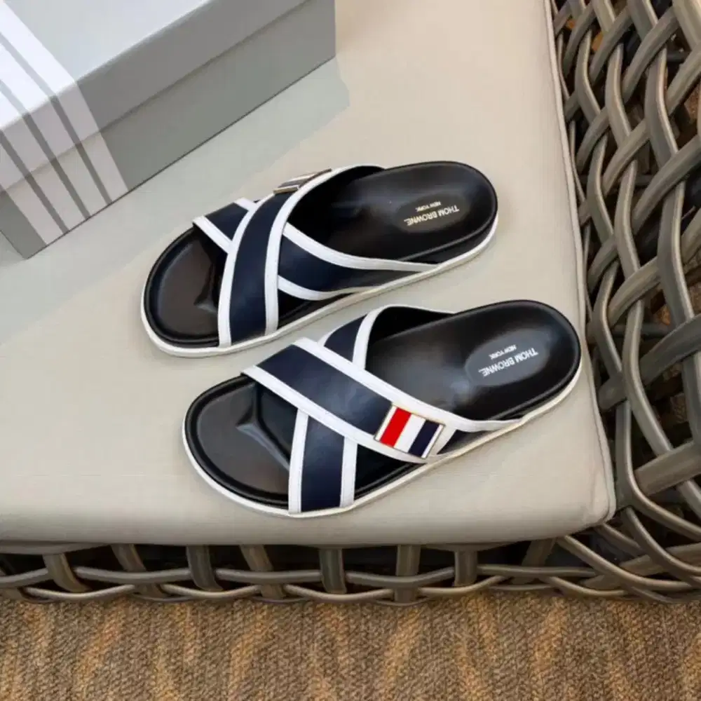 SANDAL THOM BROWNE BRANDED IMPORT