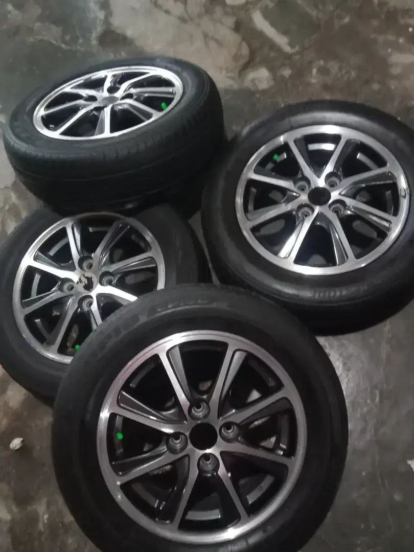 Oem sigra r14 x100