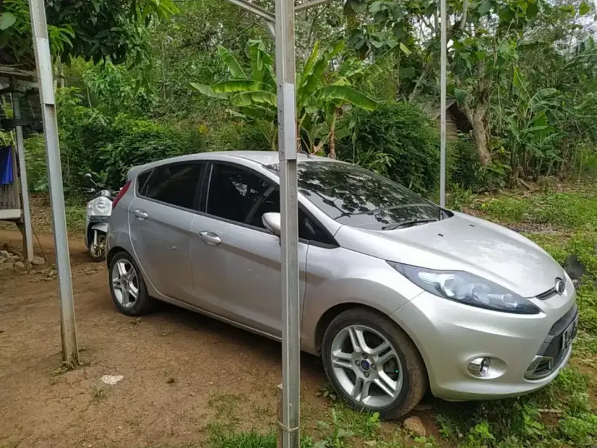 Ford fiesta 2012