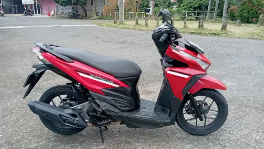 58@: DP:1JUTA B DEPOK VARIO 125 OLD MERAH