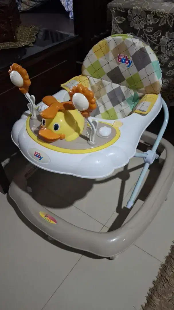 Baby Walker 99% BARU