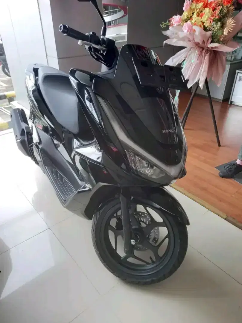 HONDA PCX 160 CBS BLACK