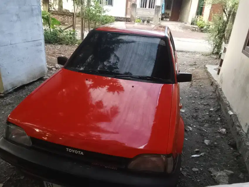 Toyota starlet tahun 1990