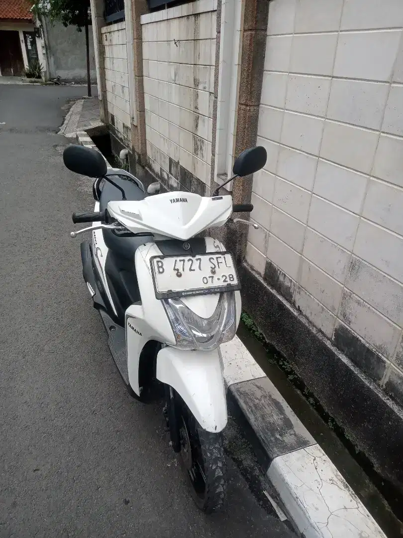 Yamaha Mio S PGM-FI Tahun 2018 surat surat komplit B dki