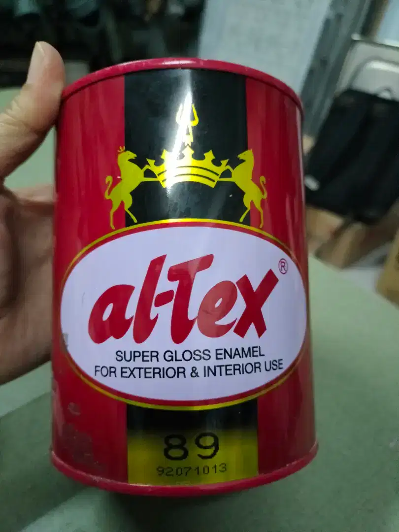 Cat Kayu dan Besi Altex kemasan 1L