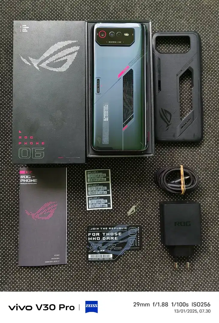 ASUS ROG 6 VARIAN 12/256 FULLSET ORIGINAL