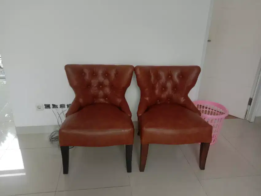 Melayani servis sofa panggilan
