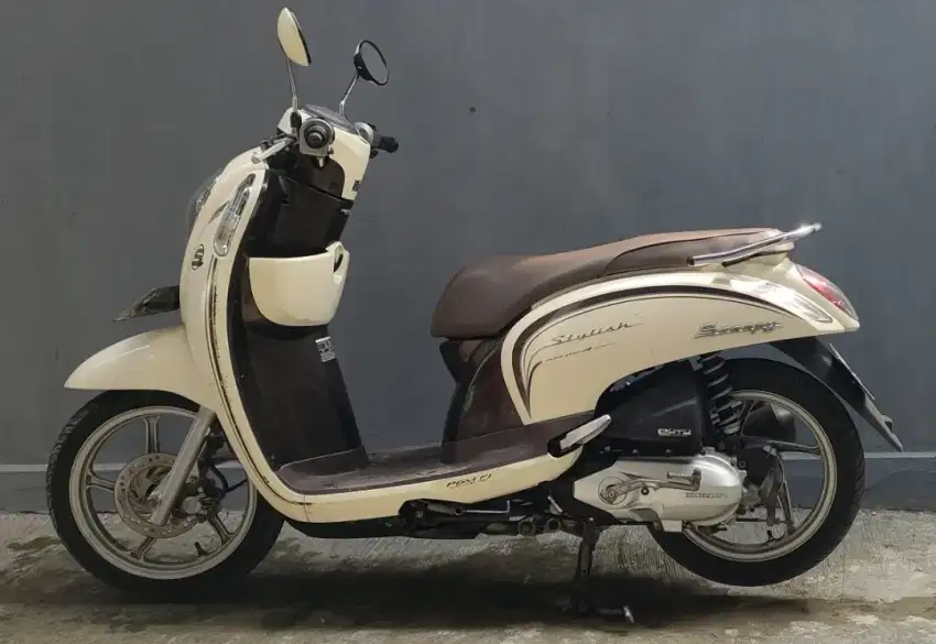 Honda scoopy tangan pertama dari