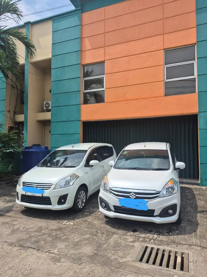 sewa mobil harian rental carteran airport bandara soekarno hatta