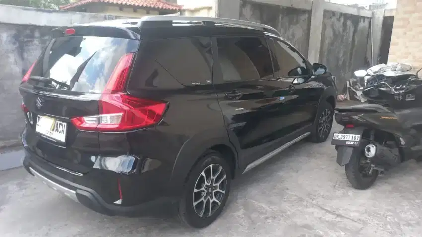 Xl7 ertiga metik asli DK