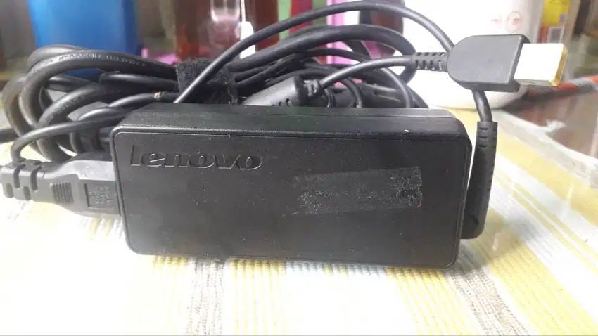 Charger Laptop Lenovo Original