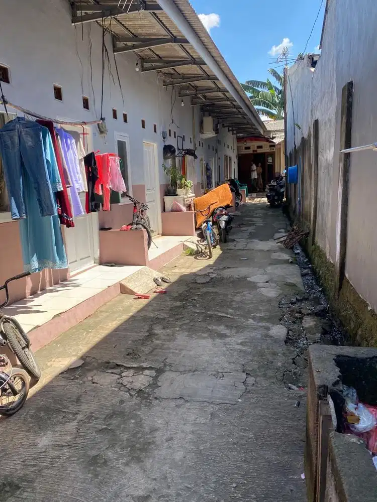 DIsewakan [200.000/bln] 7 Unit Kontrakan pertahun