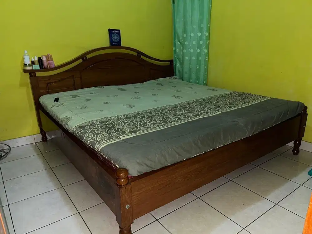 Tempat Tidur/Ranjang/Divan Jati Asli Jawa Timur